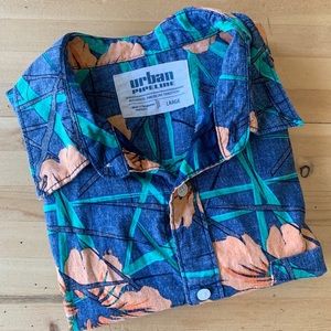 Modern Hawaiian Button Up